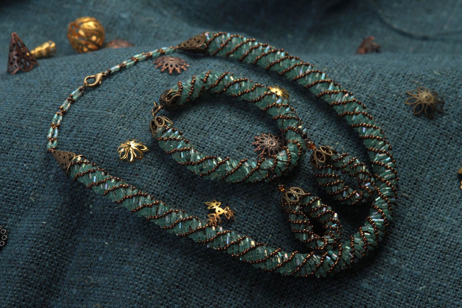 Handmade jewelry set seed beaded necklace earrings and bracelet designer set photo 1