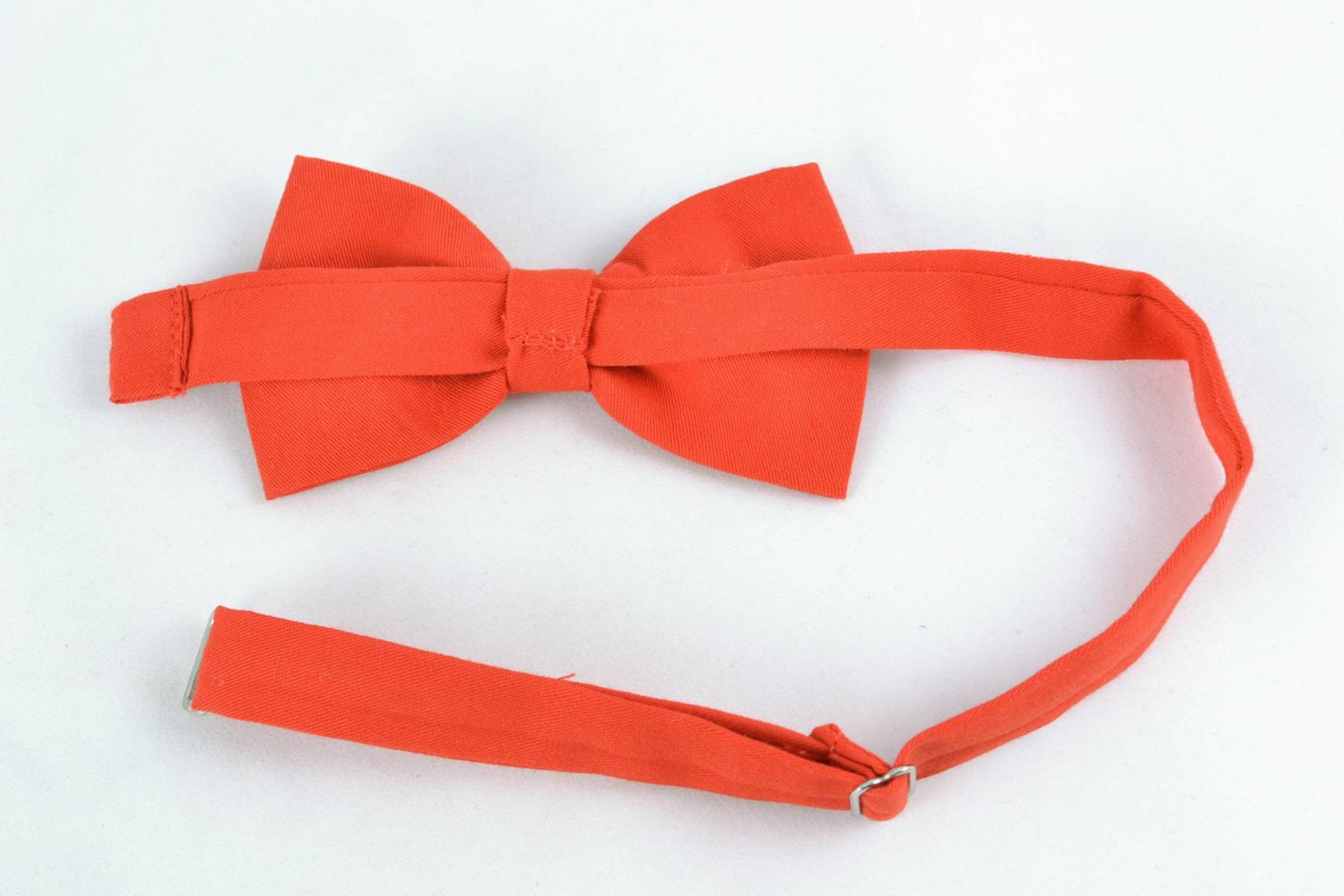Fabric bow tie of bright red color photo 5