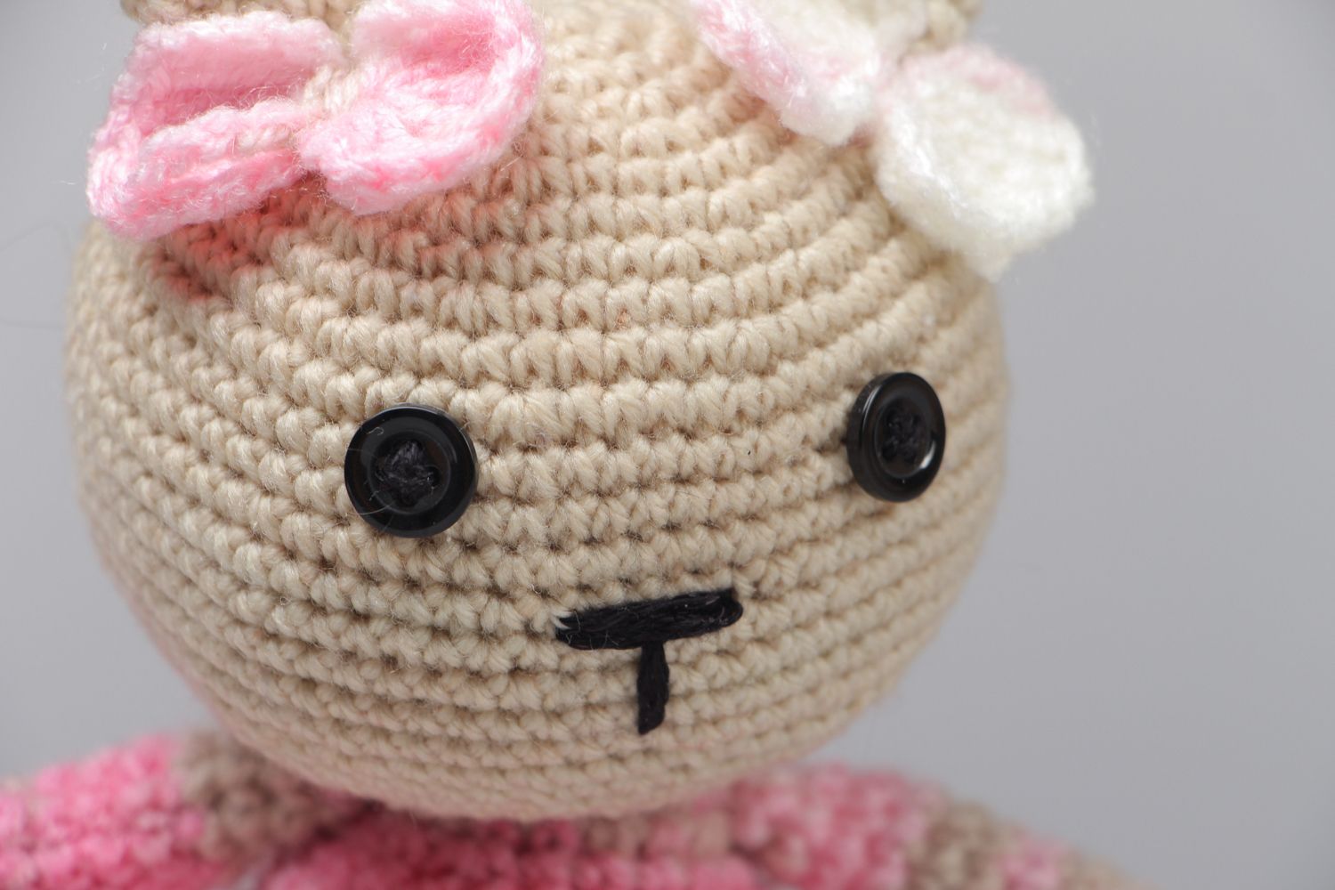 Juguete tejido Liebre foto 2