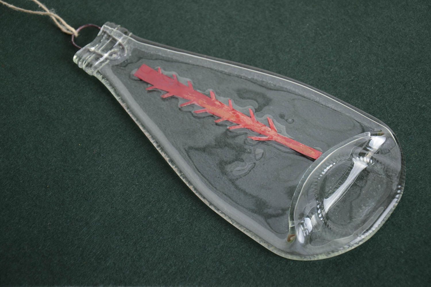 Déco à suspendre en verre fusing originale faite main en forme de bocal photo 1