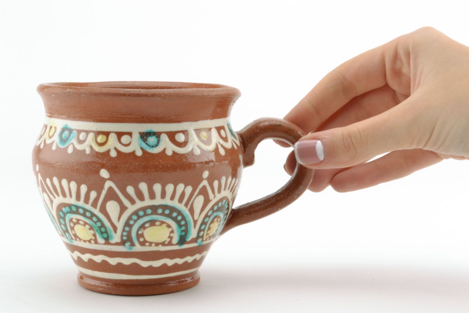 Clay large drinking cup with ethnic Ukrainian handmade pattern with handle photo 2