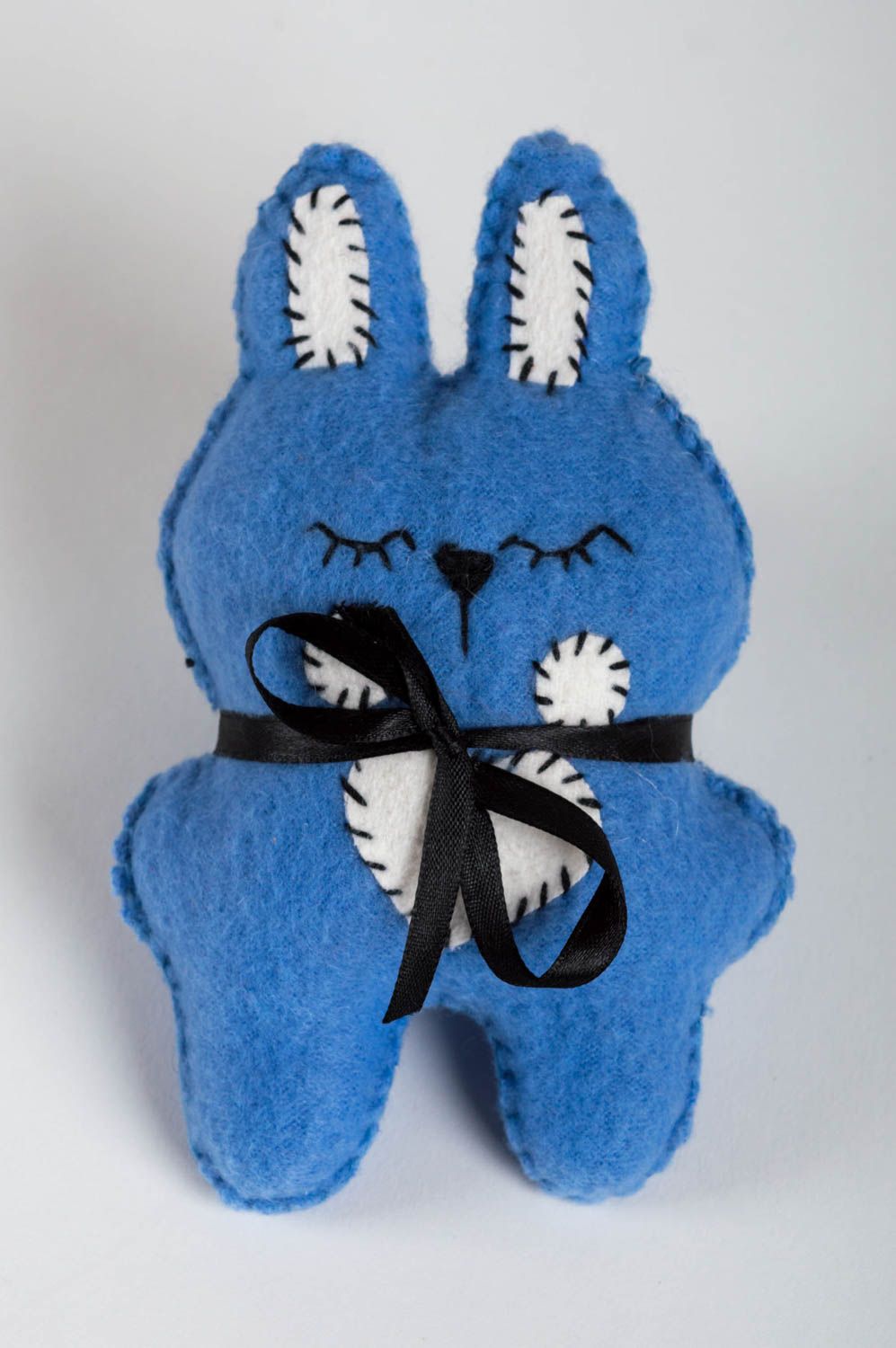 Petite peluche lièvre bleu en tissu polaire faite main cadeau pour enfant photo 2