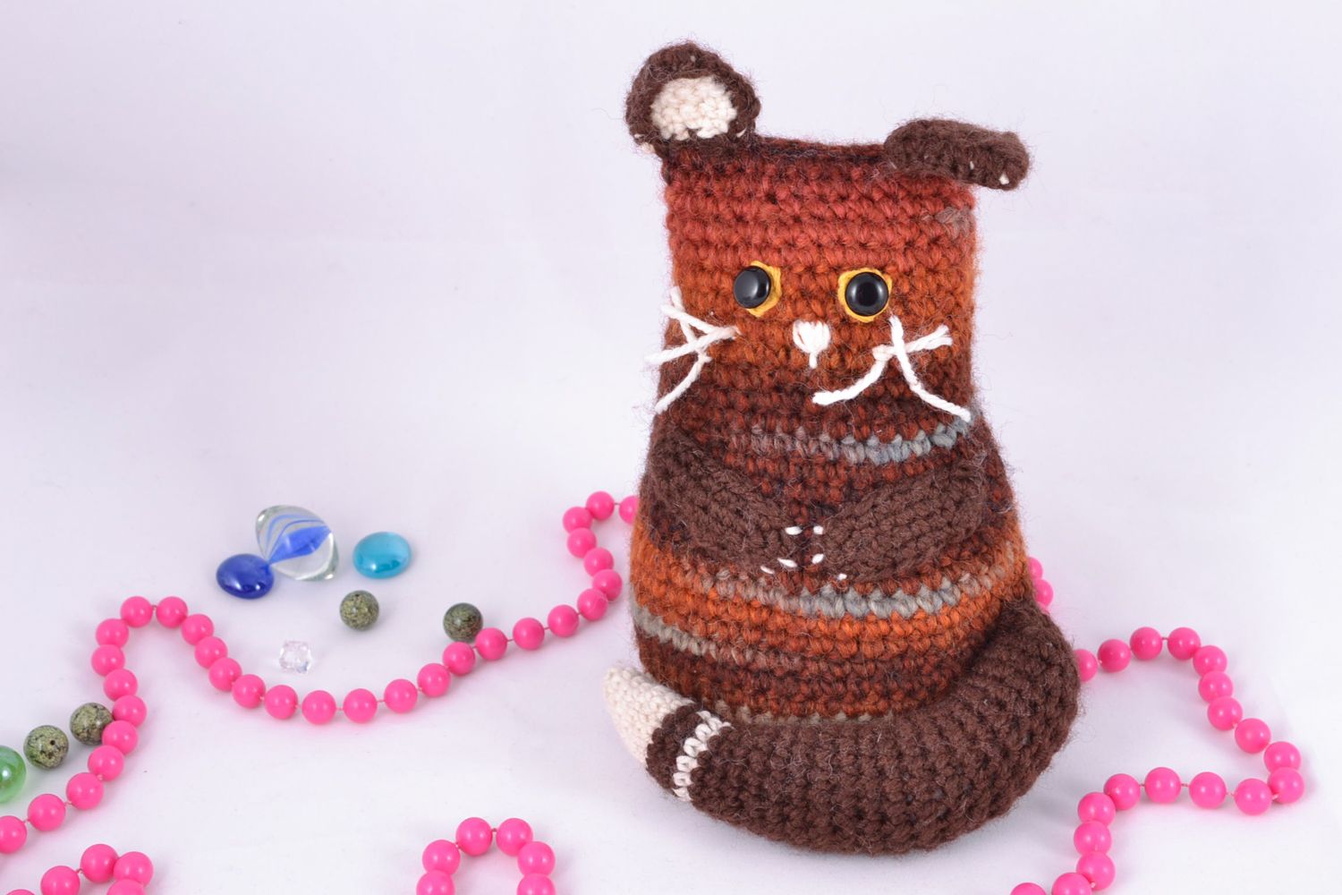 Petit doudou tricoté en coton, laine, acrylique brun fait main pour enfant Chat photo 1