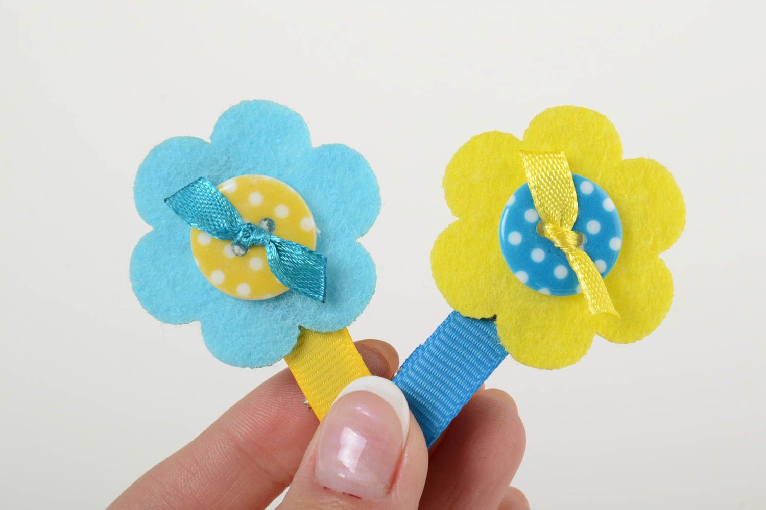 Bright handmade stylish hair clips in the shape of flowers for girls 2 pieces photo 5