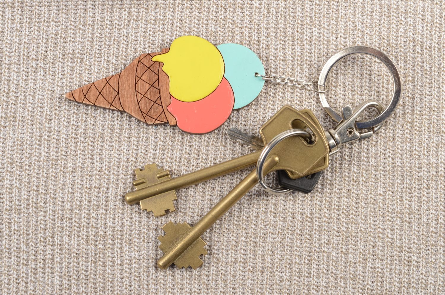 Handmade designer keyring key chain key accessories gifts for children photo 1