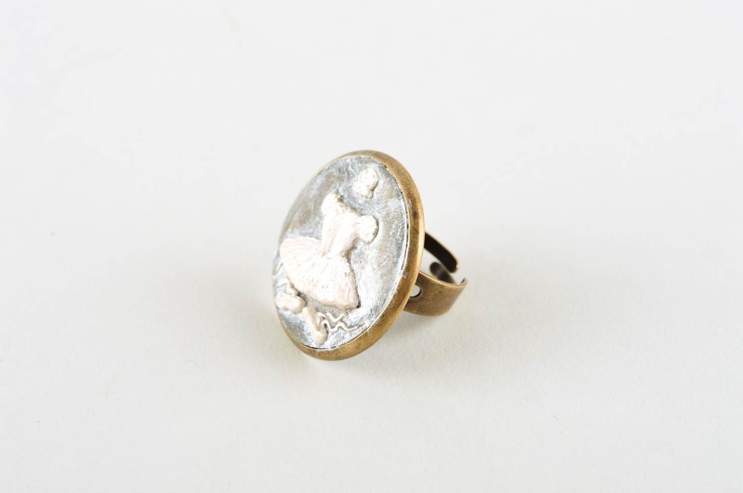 Кольцо для девушек кольцо ручной работы крупное кольцо круглое необычное кольцо  фото 3