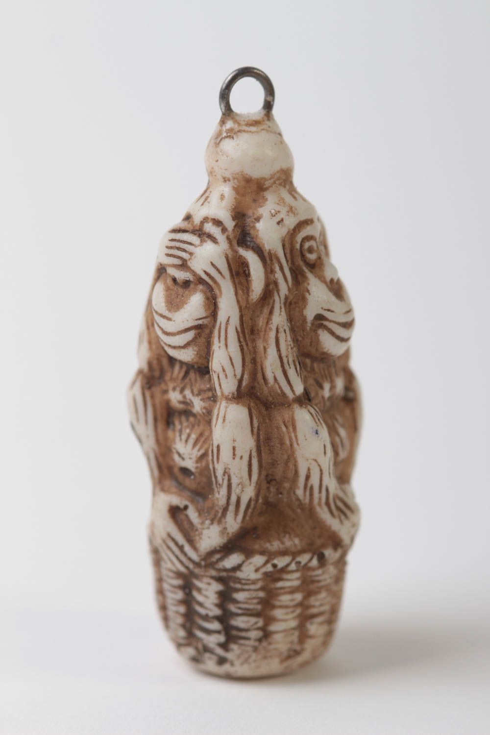 Статуэтка из полимерной смолы и мраморной пудры ручной работы в виде обезьян фото 2