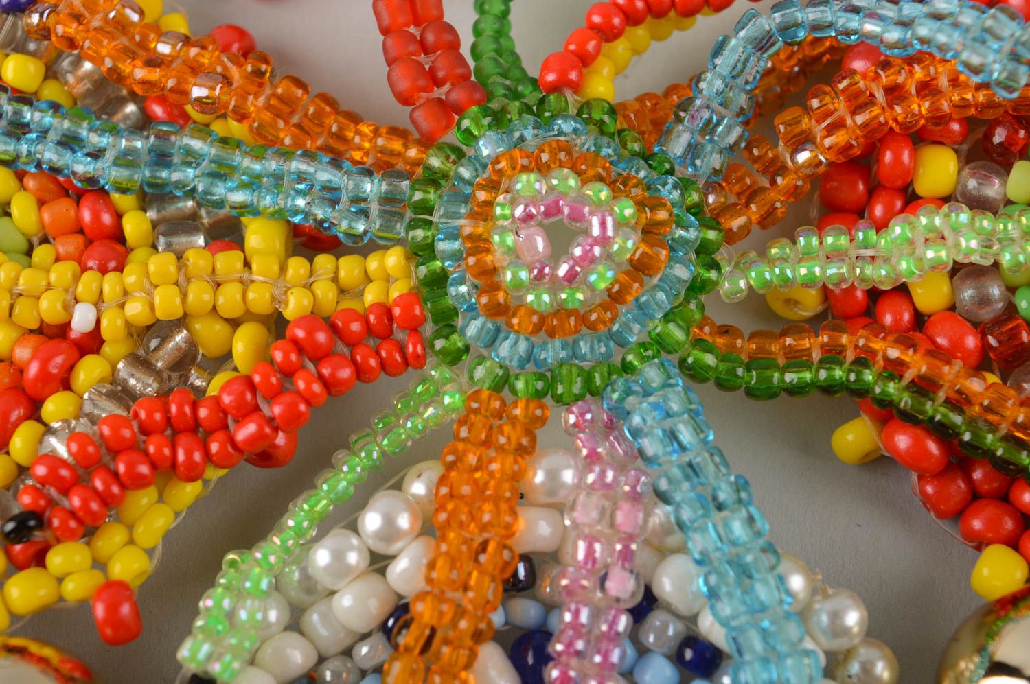 Collier en perles de rocaille Bijou fait main multicolore Cadeau femme photo 3