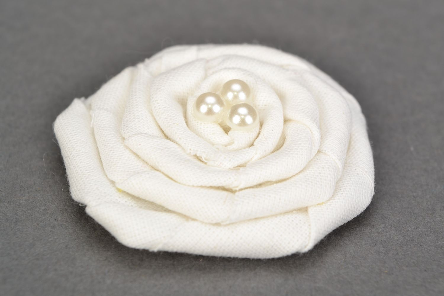 Handmade decorative large white fabric rose flowers with beads for DIY accessories photo 3