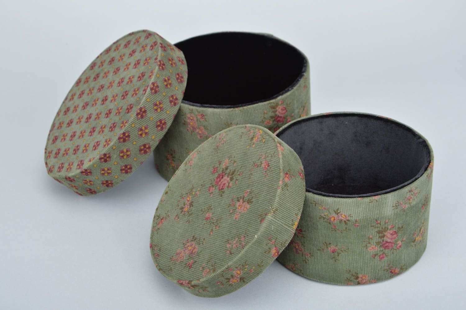 Set de boîtes décoratives ovales recouvertes de tissu faites main 2 pièces photo 3