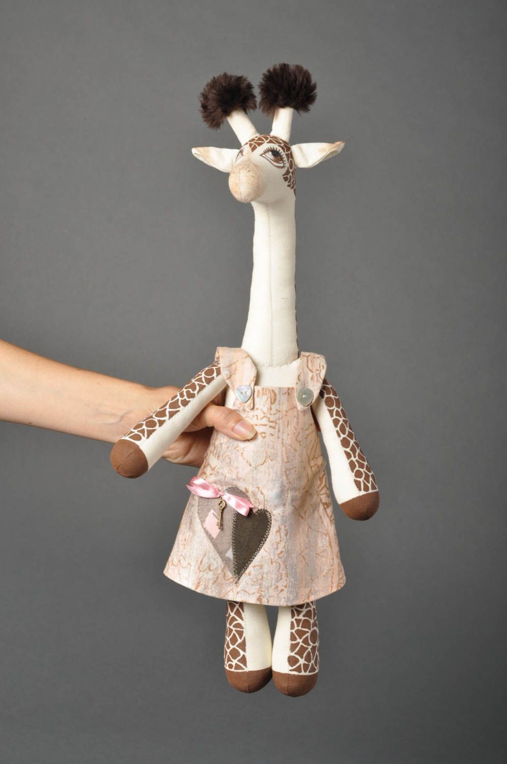 Jouet fait main Peluche en tissu girafe en coton design Cadeau original photo 3