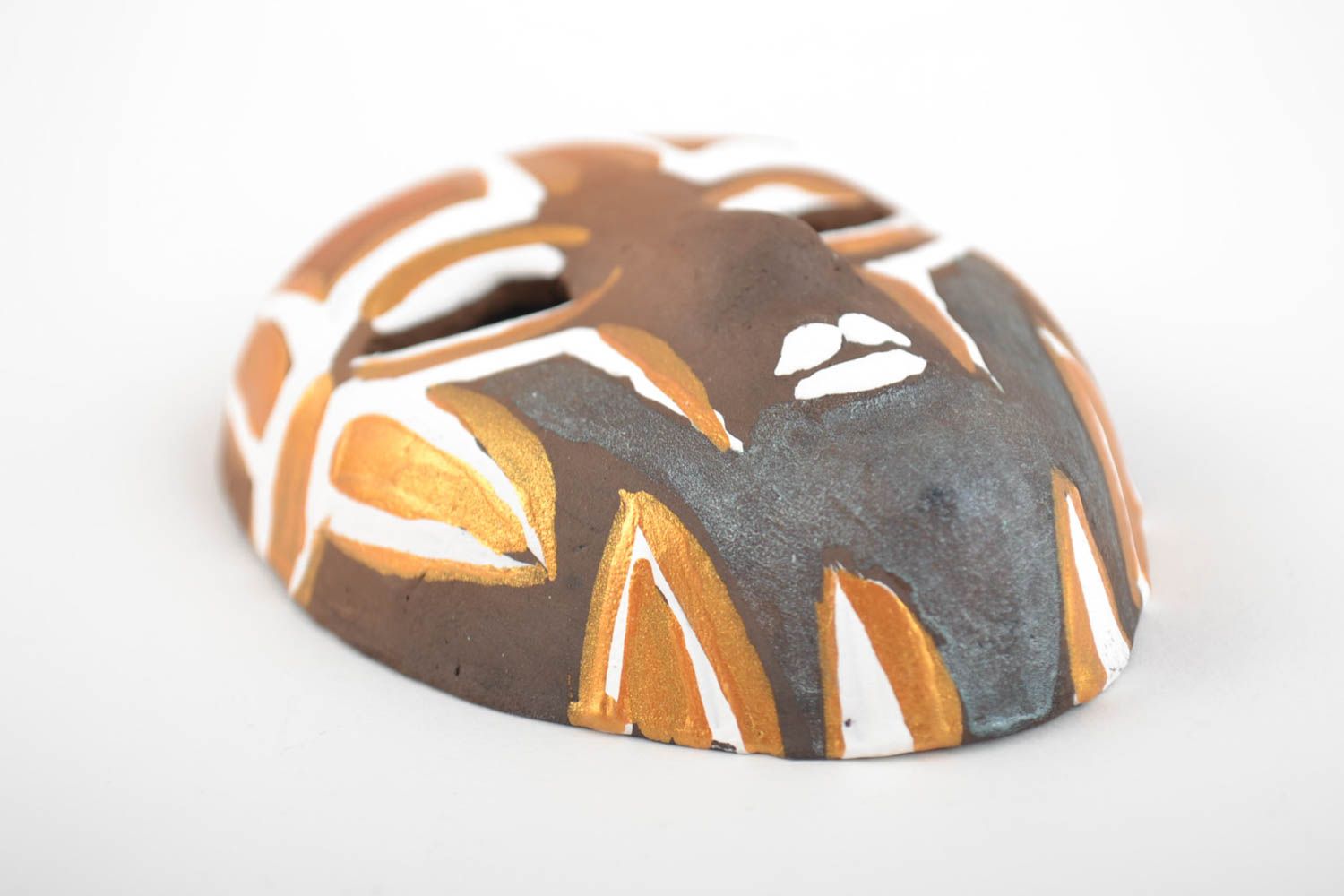 Подвеска на стену маска сувенирная из глины расписная коричневая ручной работы фото 4