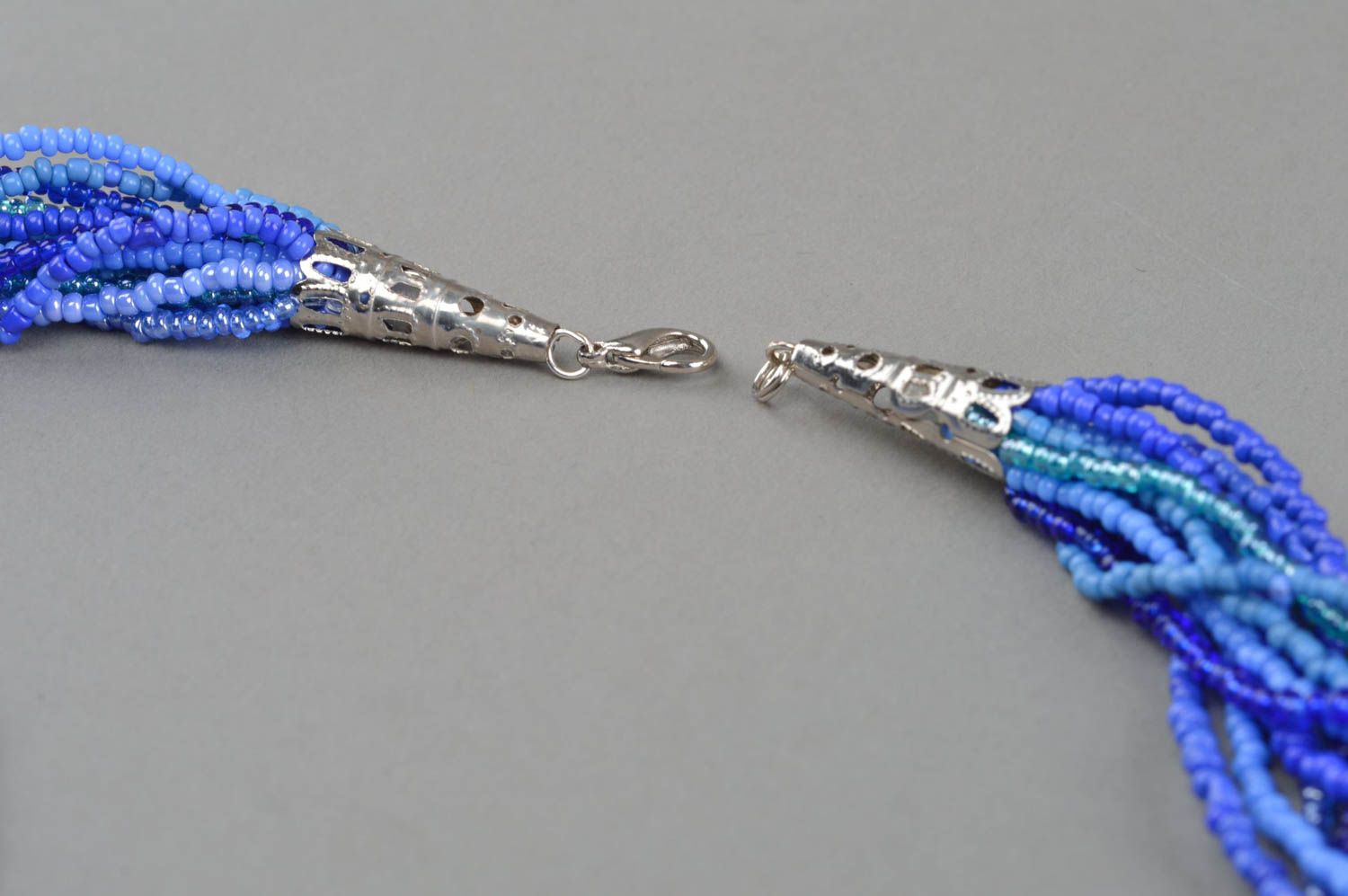 Collier en perles de rocaille bleu multirang original fait main Vagues photo 4