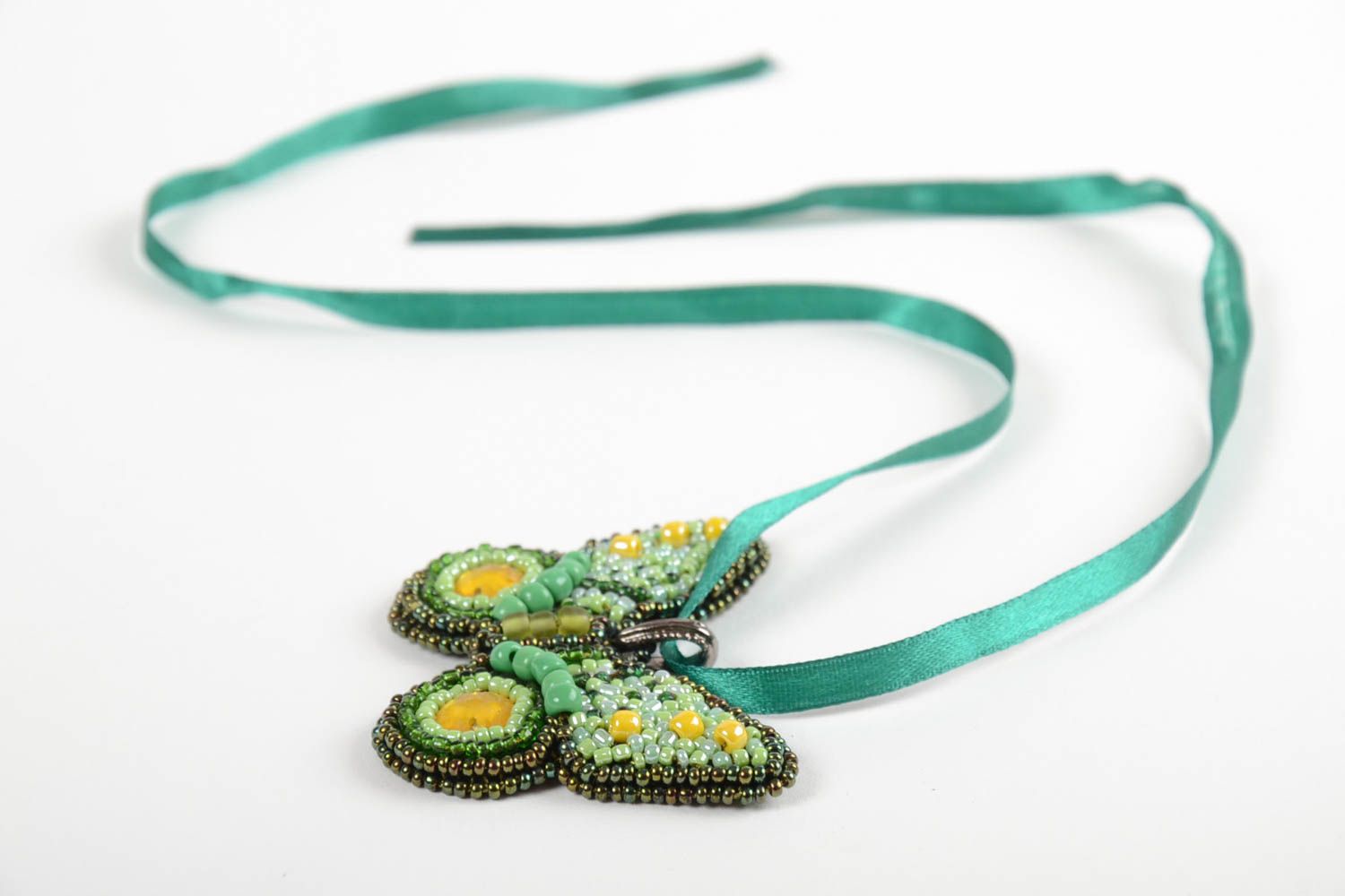 Beautiful handmade pendant stylish beaded butterfly female festive pendant photo 5
