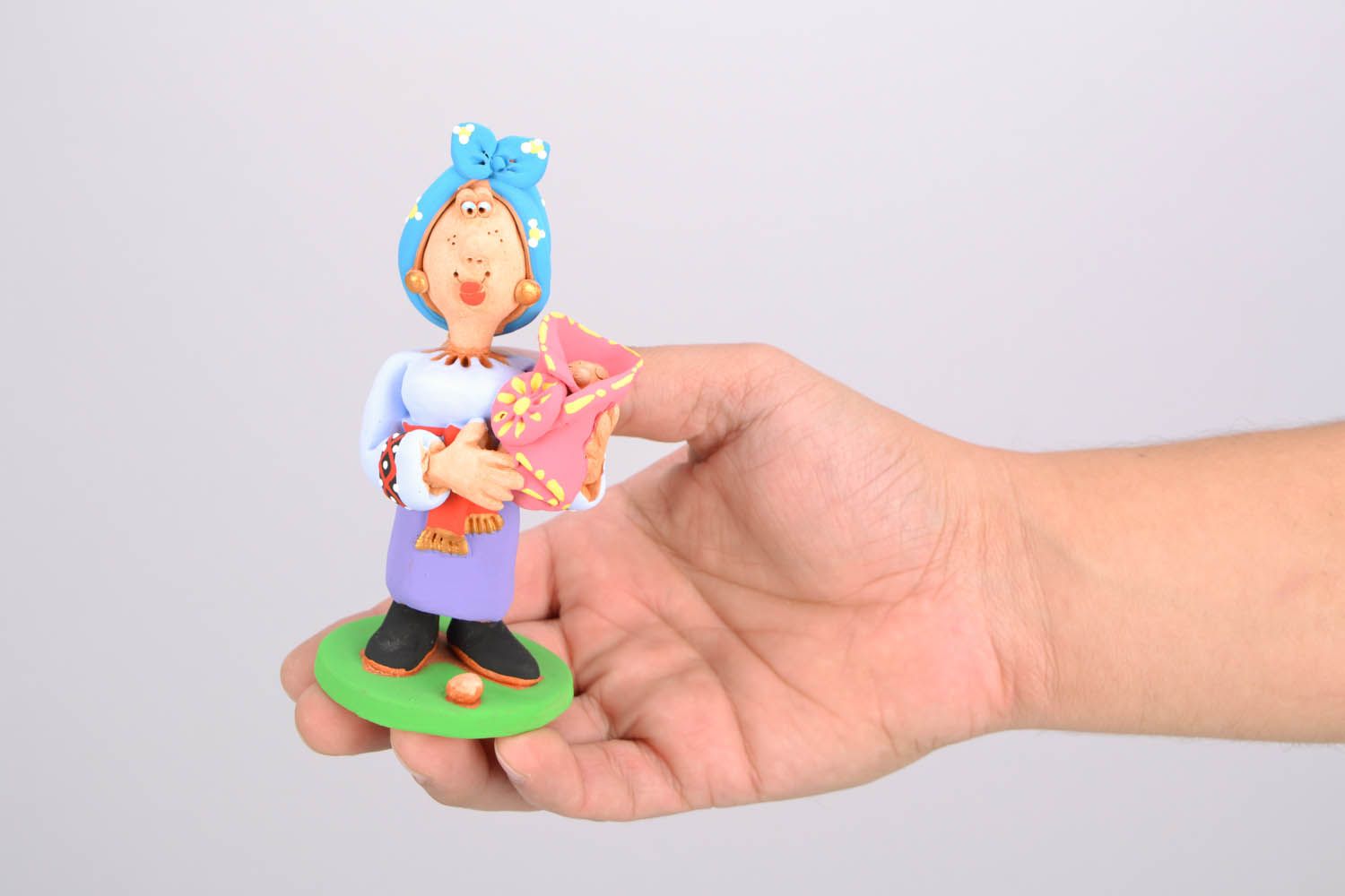 Clay figurine Cossack Woman with a Baby photo 2