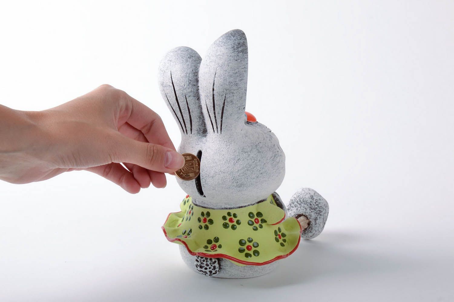Coniglio salvadanaio fatto a mano in ceramica dipinto a mano idea regalo  foto 4
