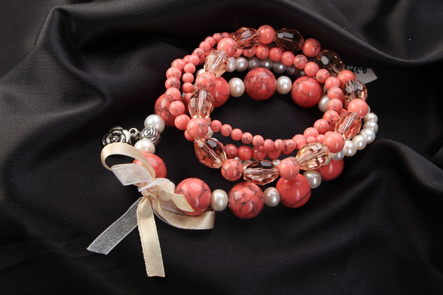 Set of handmade pearl bracelets photo 1