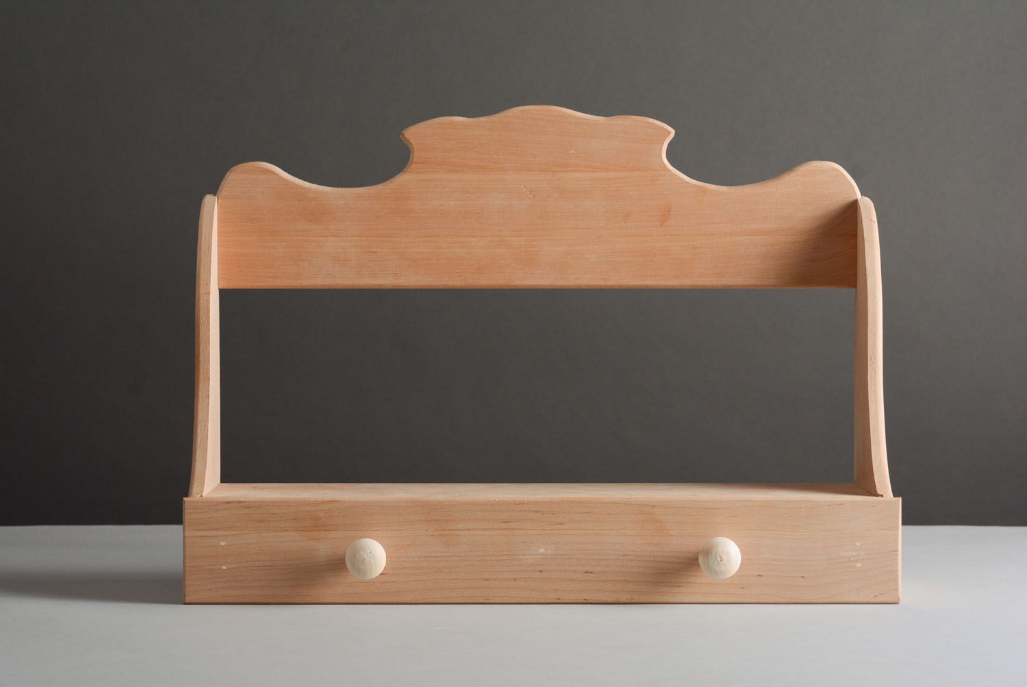 Base de madera con forma de la estantería con cajón foto 2