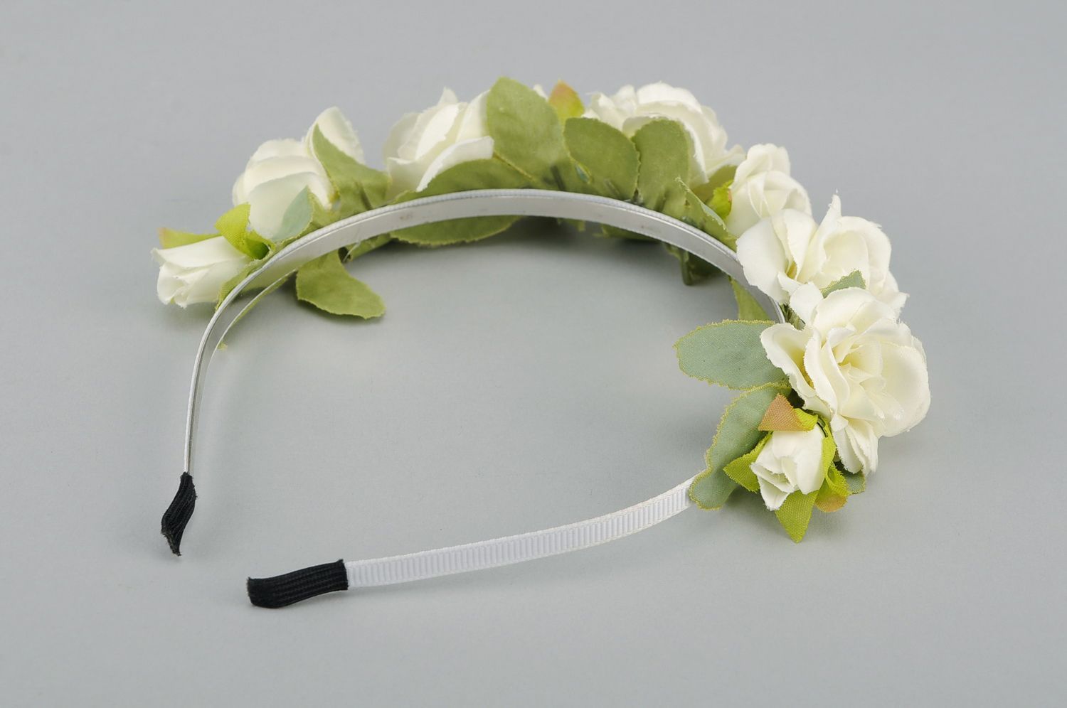 Headband with flowers  photo 4