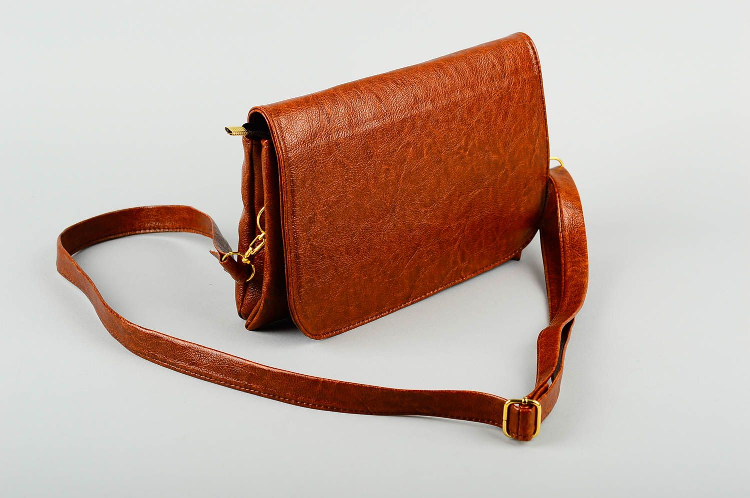 Сумка ручной работы сумка через плечо из кожзама женская сумка коричневая фото 1