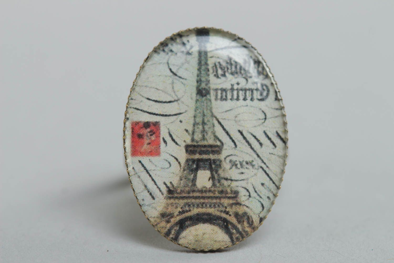 Handcrafted vintage ring made of glass glaze with a picture of Eiffel tower photo 3