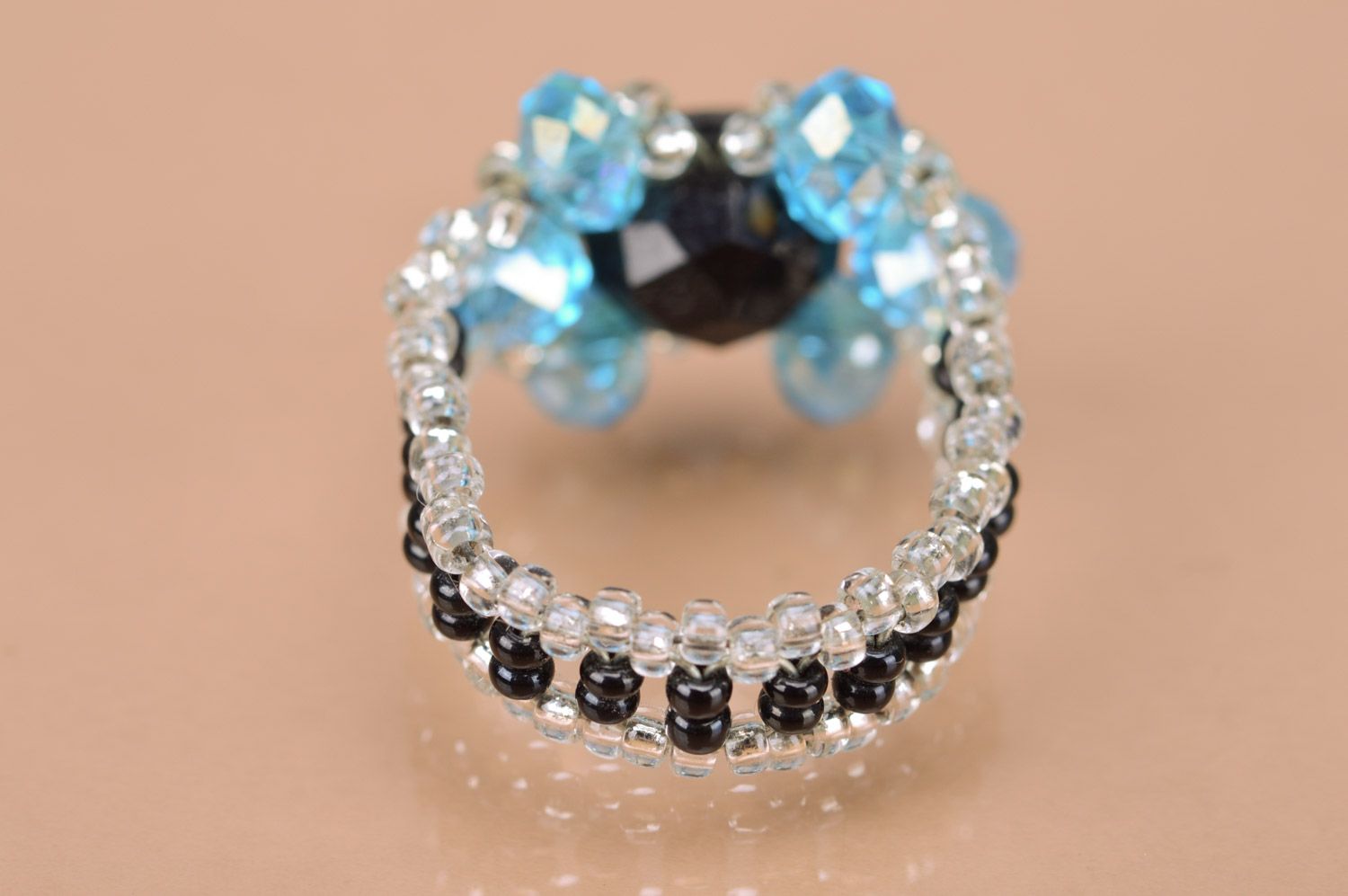 Beautiful elegant handmade beaded flower ring of blue and black colors photo 2