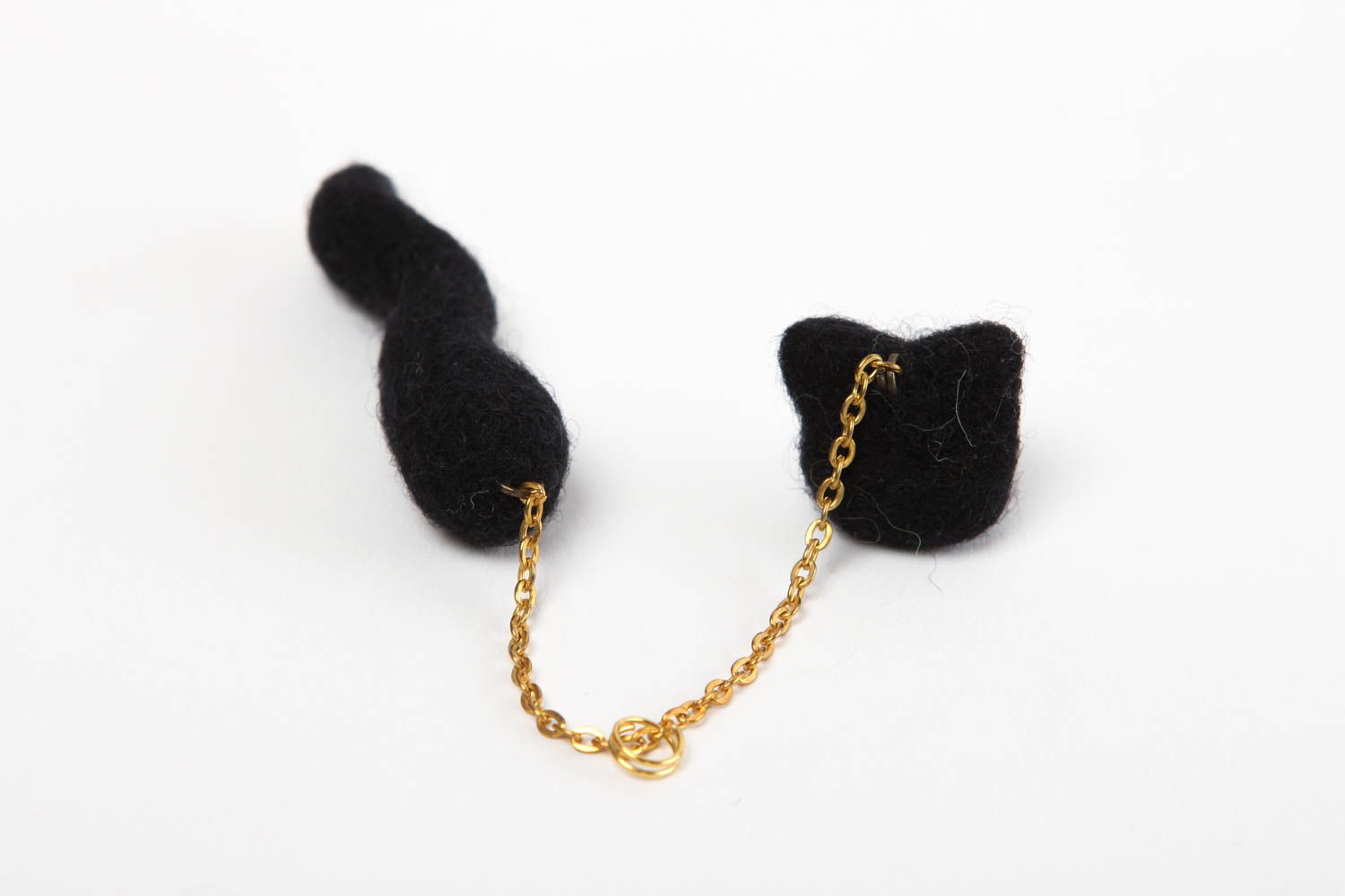 Pendentif fantaisie Bijou fait main en laine feutrage Accessoire femme chat noir photo 3