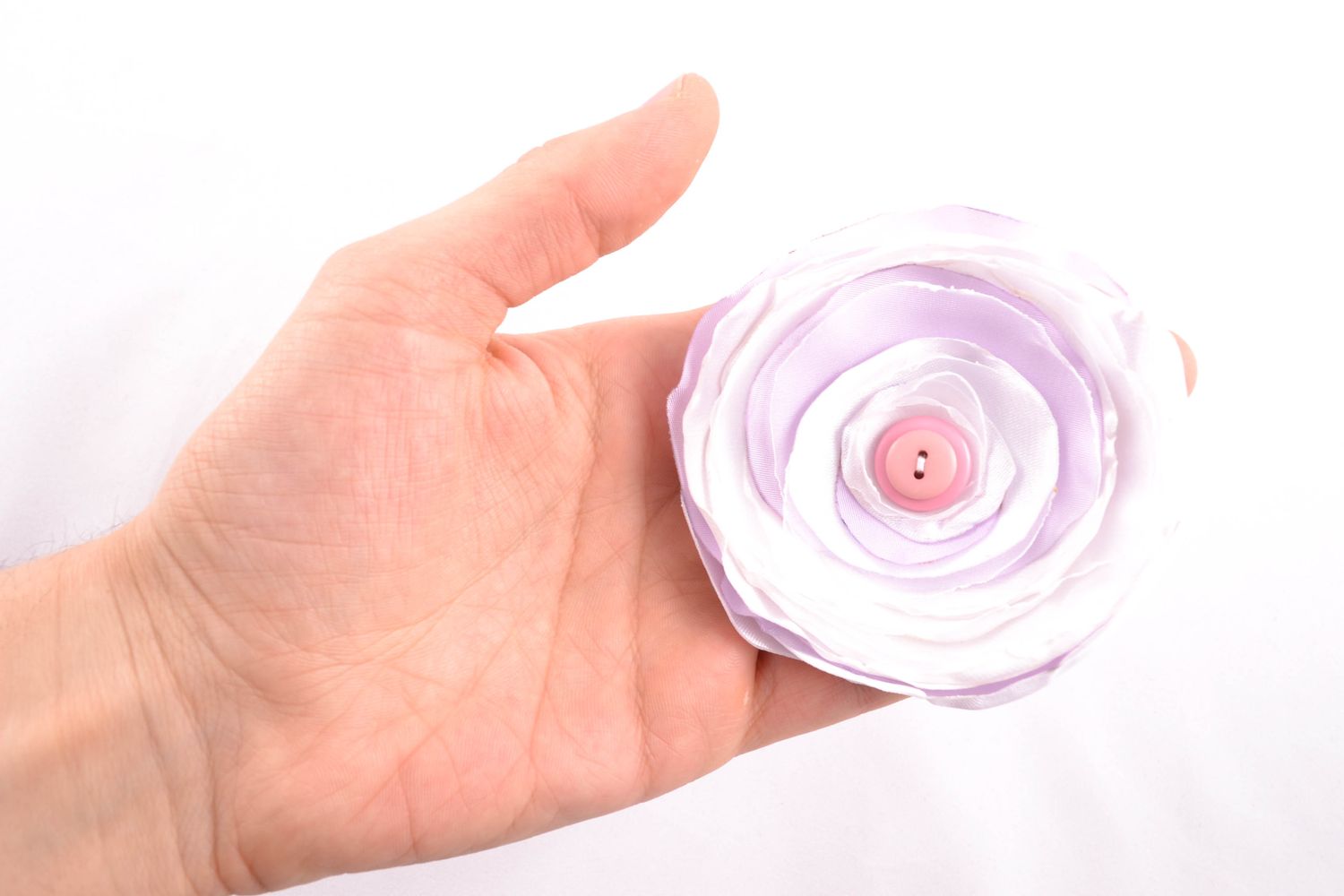 Satin ribbon brooch in the shape of beautiful flower photo 2