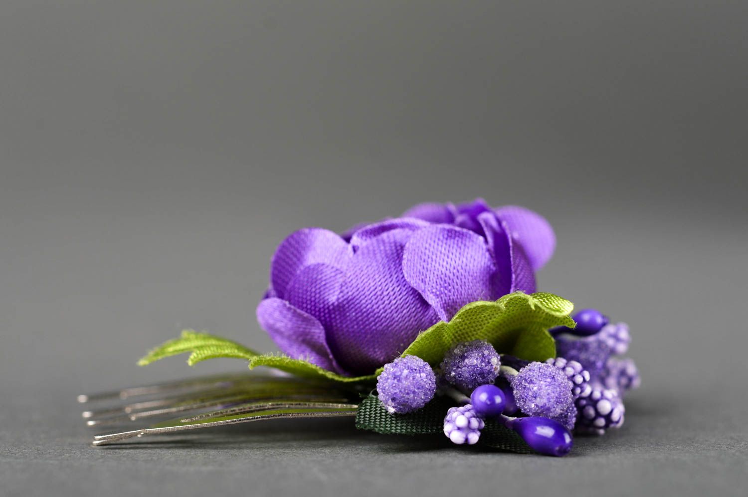 Peigne cheveux fait main Accessoire cheveux fleurs violettes Cadeau femme photo 3