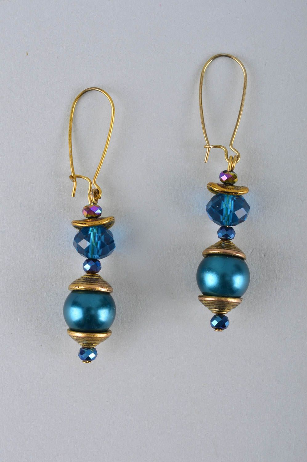 Boucles d'oreilles pendantes Bijou fait main bleues originales Cadeau pour femme photo 2