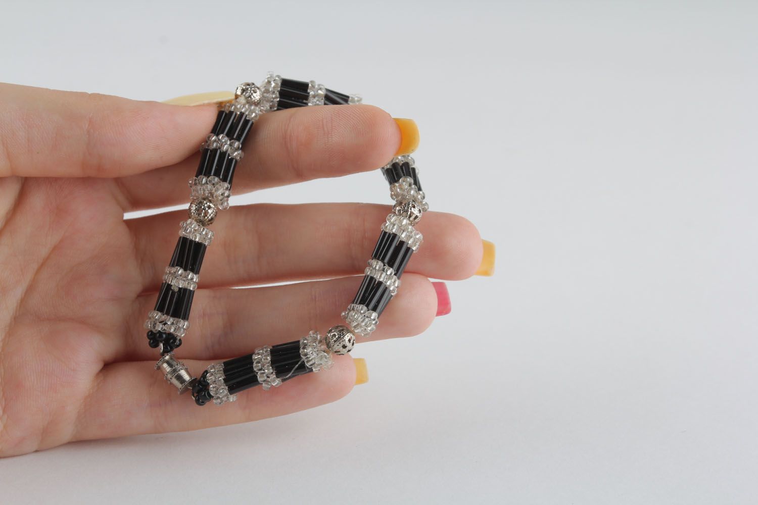 Black and transparent beads tennis wrist bracelet for women photo 4