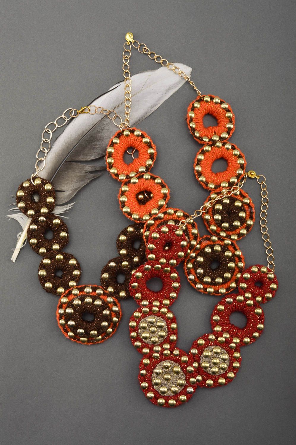 Collier textile Bijou fait main fils à tricoter métal Cadeau pour femme photo 1