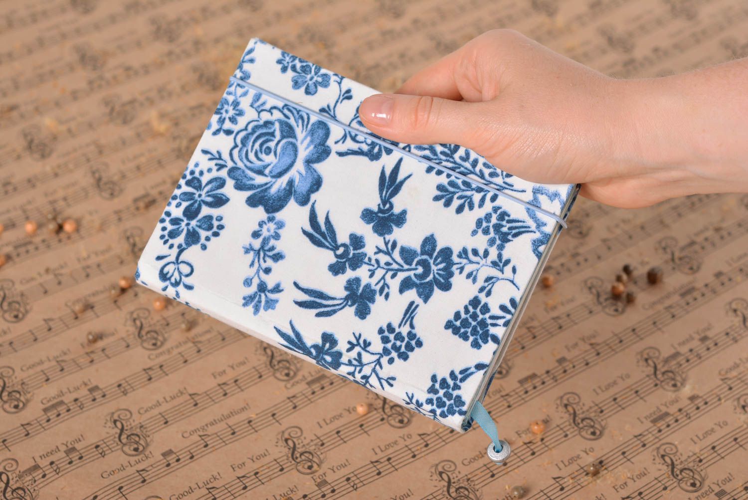 Carnet de notes design Agenda fait main motif floral bleu blanc Cadeau femme photo 5