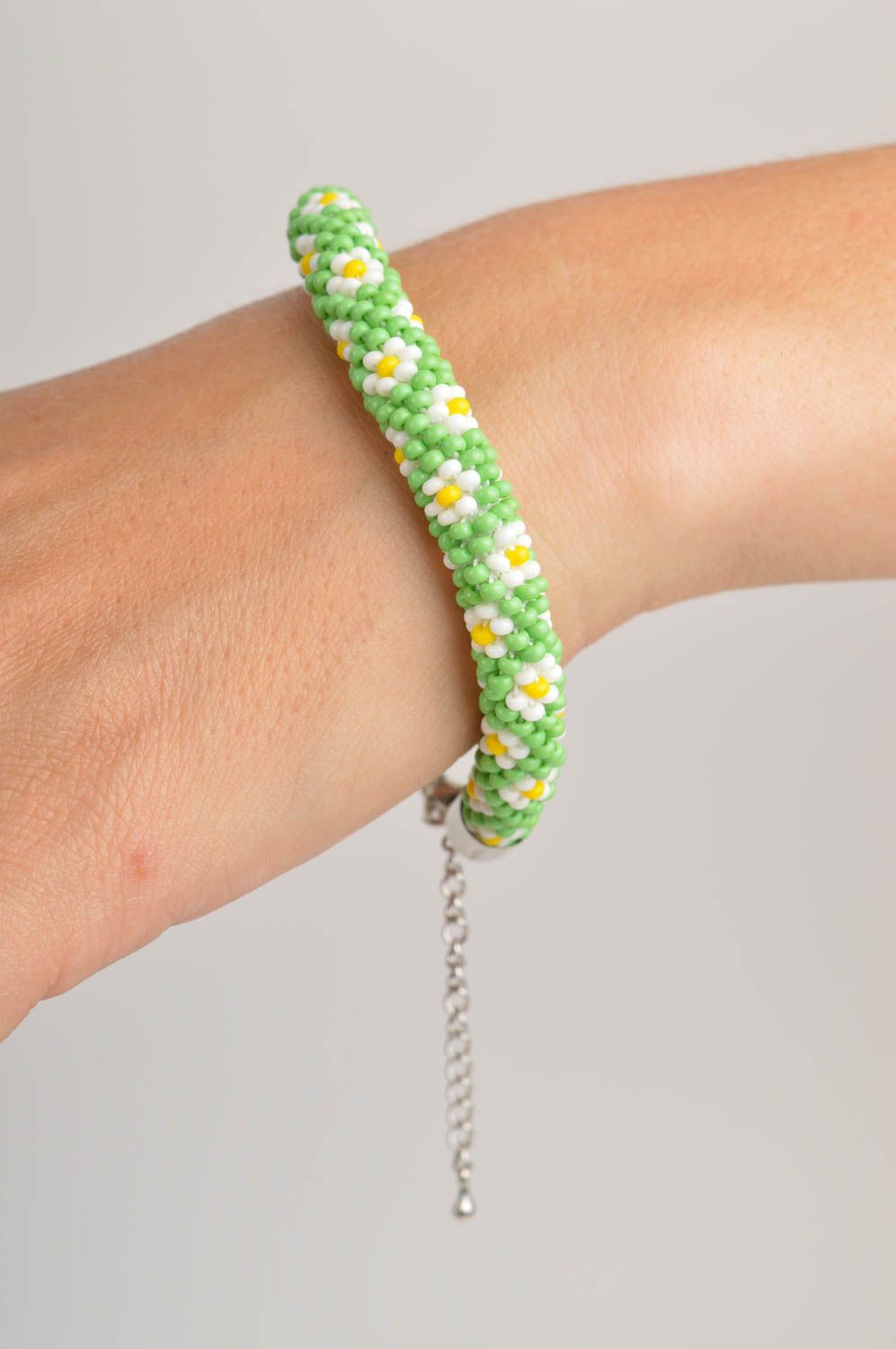 Bracelet perles rocaille Bijou fait main vert à fleurs Accessoire femme photo 5