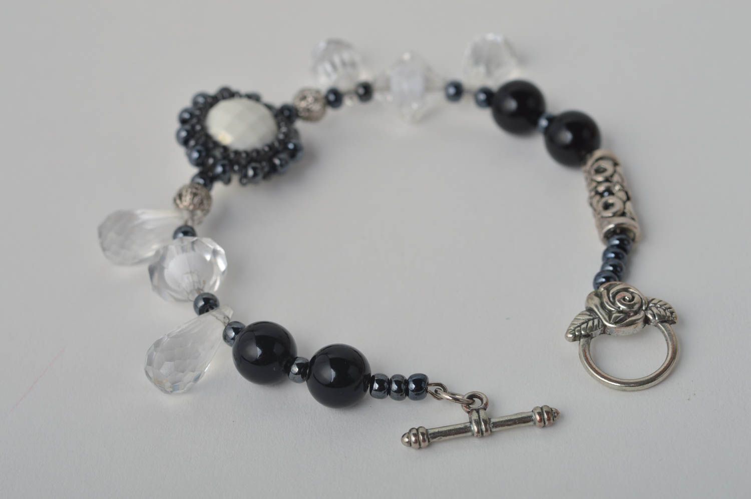 Black and transparent beads tennis bracelet for a young girls photo 5