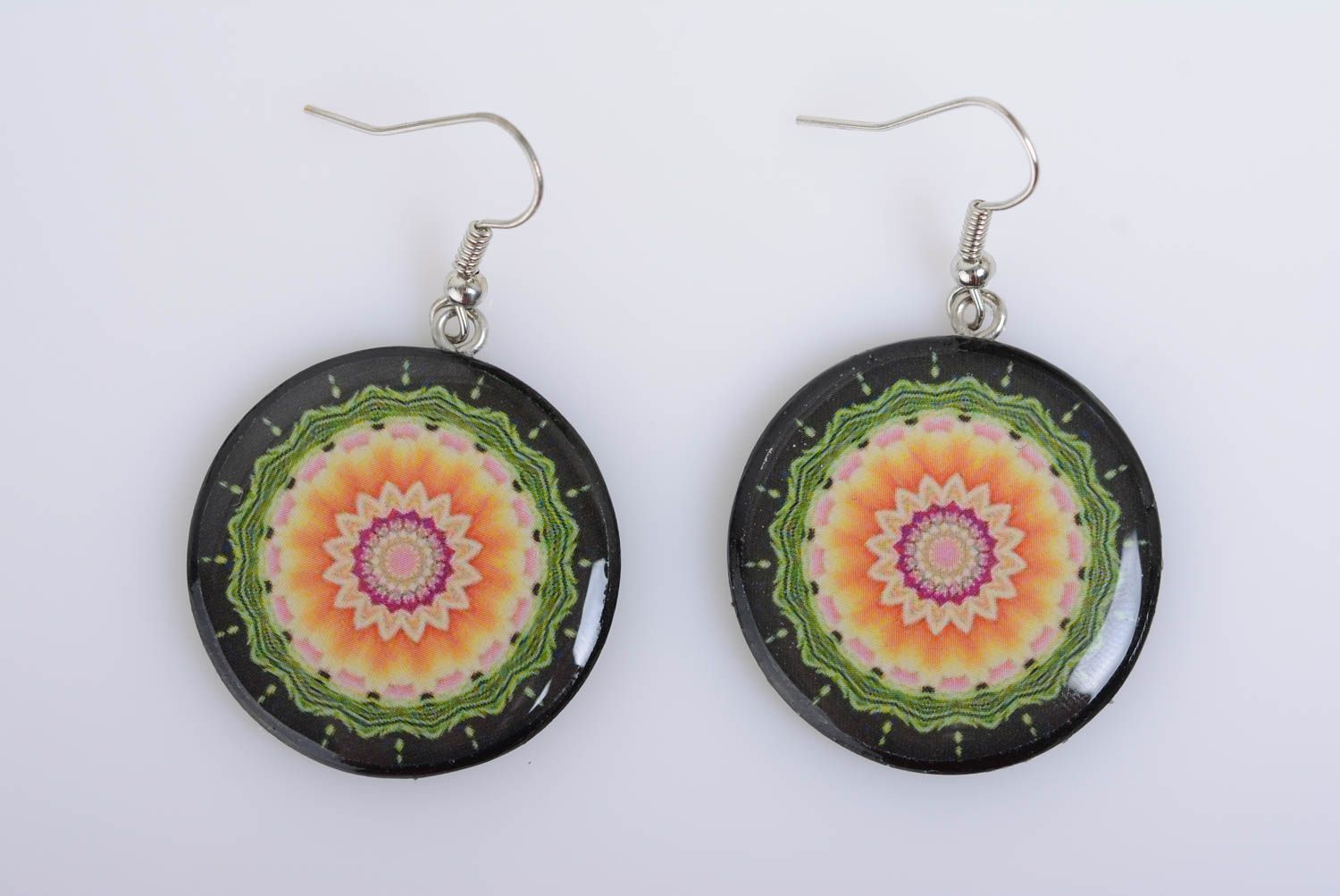Handmade designer round plastic earrings with ornament in ethnic style photo 4