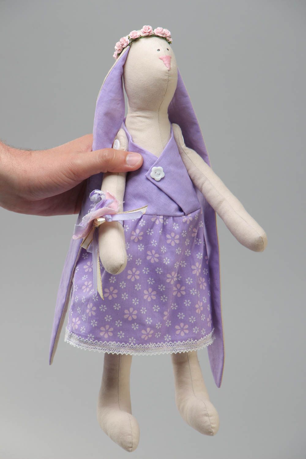 Мягкая кукла ручной работы из хлопка в виде зайца с длинными ушами в каркасом фото 5