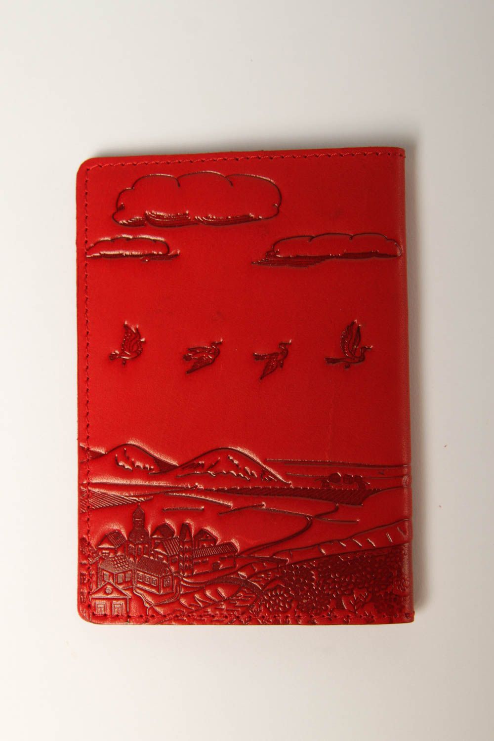 Кожаный аксессуар ручной работы красная обложка на паспорт необычный подарок фото 3