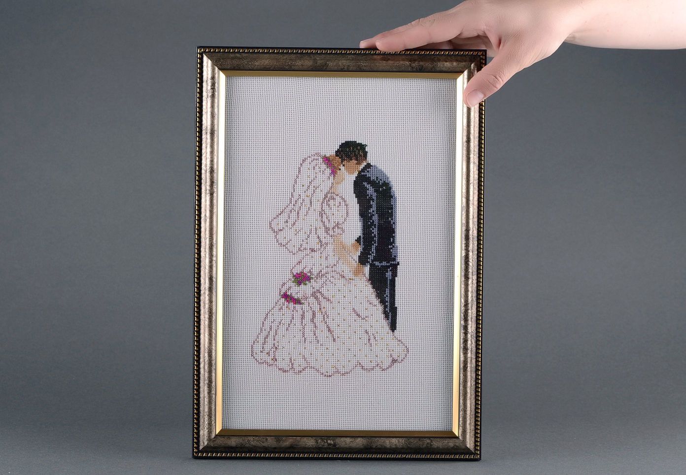 Embroidered painting Wedding photo 3