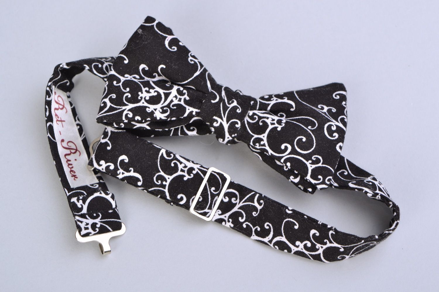 Handmade black and white fabric bow tie with abstract pattern for men and women photo 4