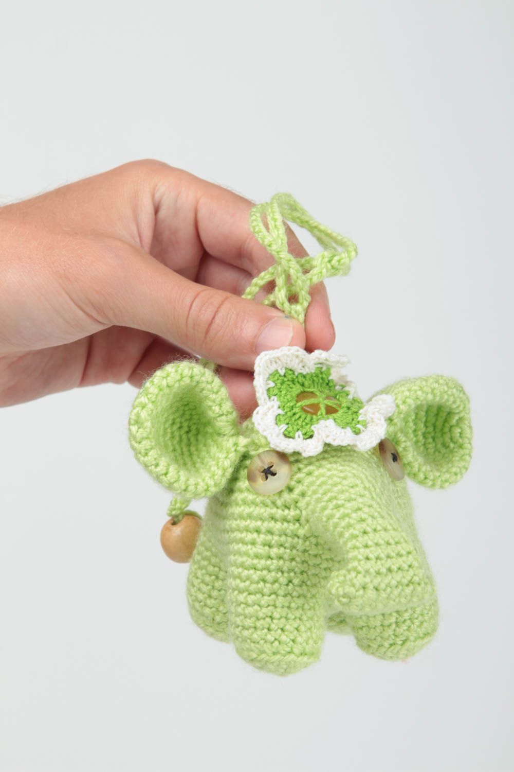 Jouet tricoté original fait main petit pour enfant forme d'éléphant vert clair photo 5