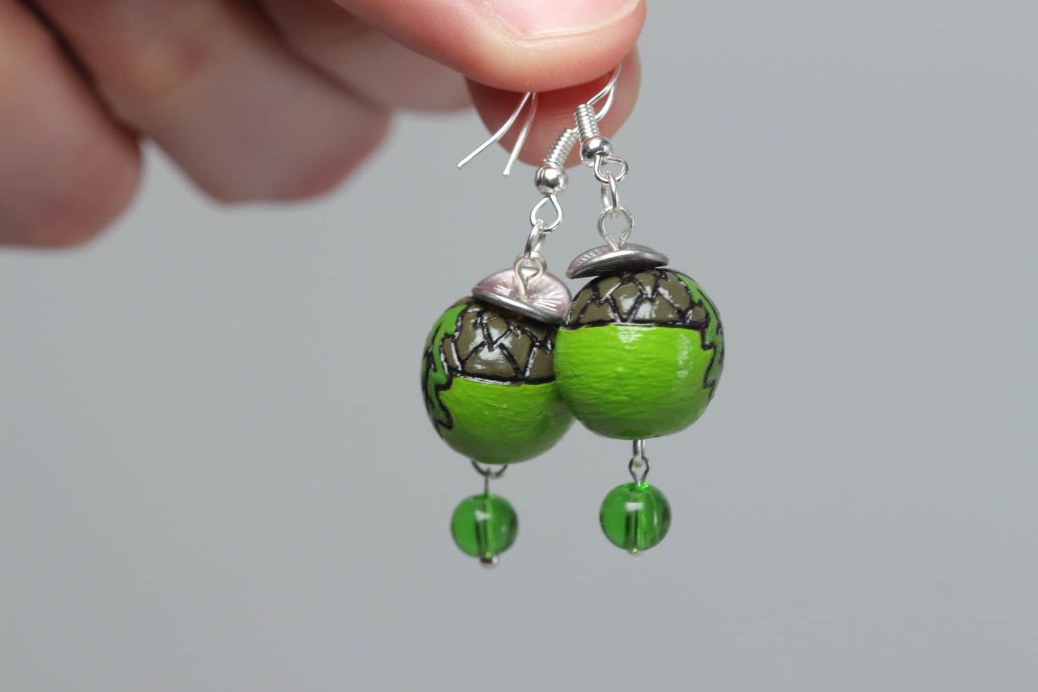 Wooden handmade earrings stylish round jewelry unusual green accessories photo 5