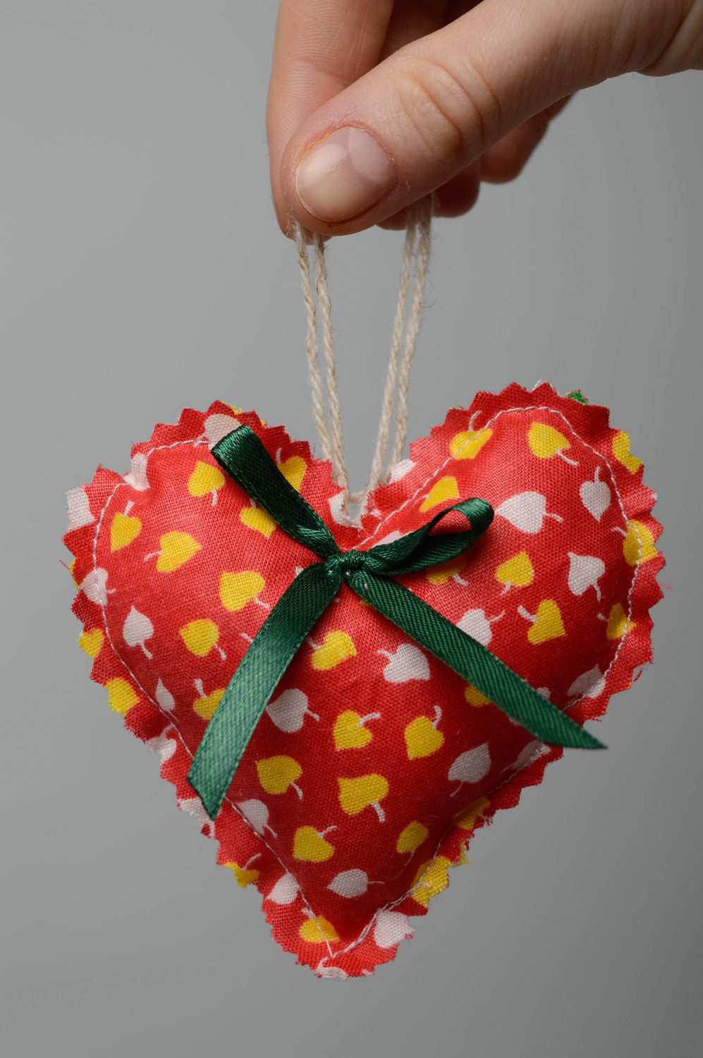 Suspension décorative Coeur avec noeud faite main photo 3