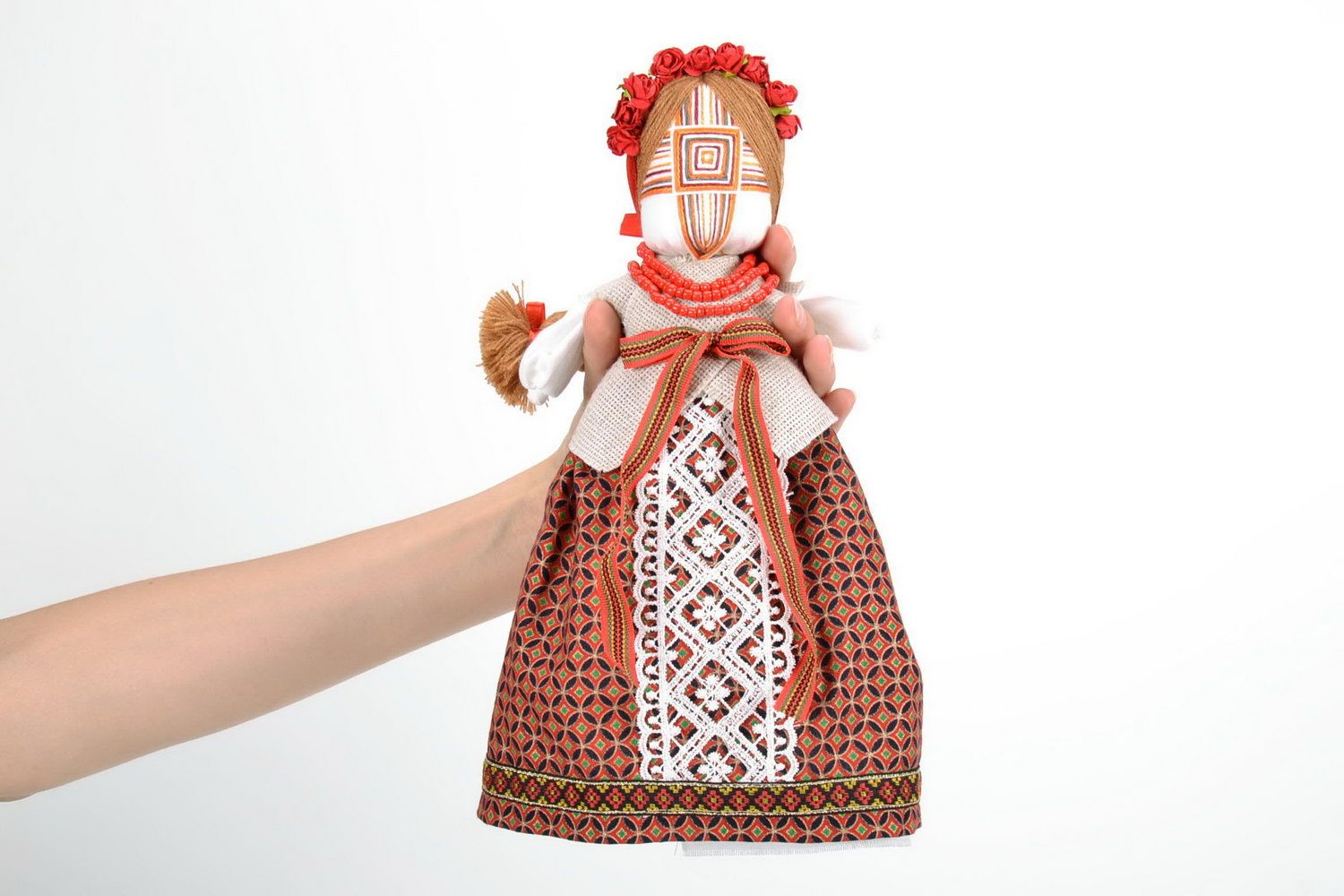 Dekorative Puppe slawische Puppe Motanka mit Haarreif foto 1