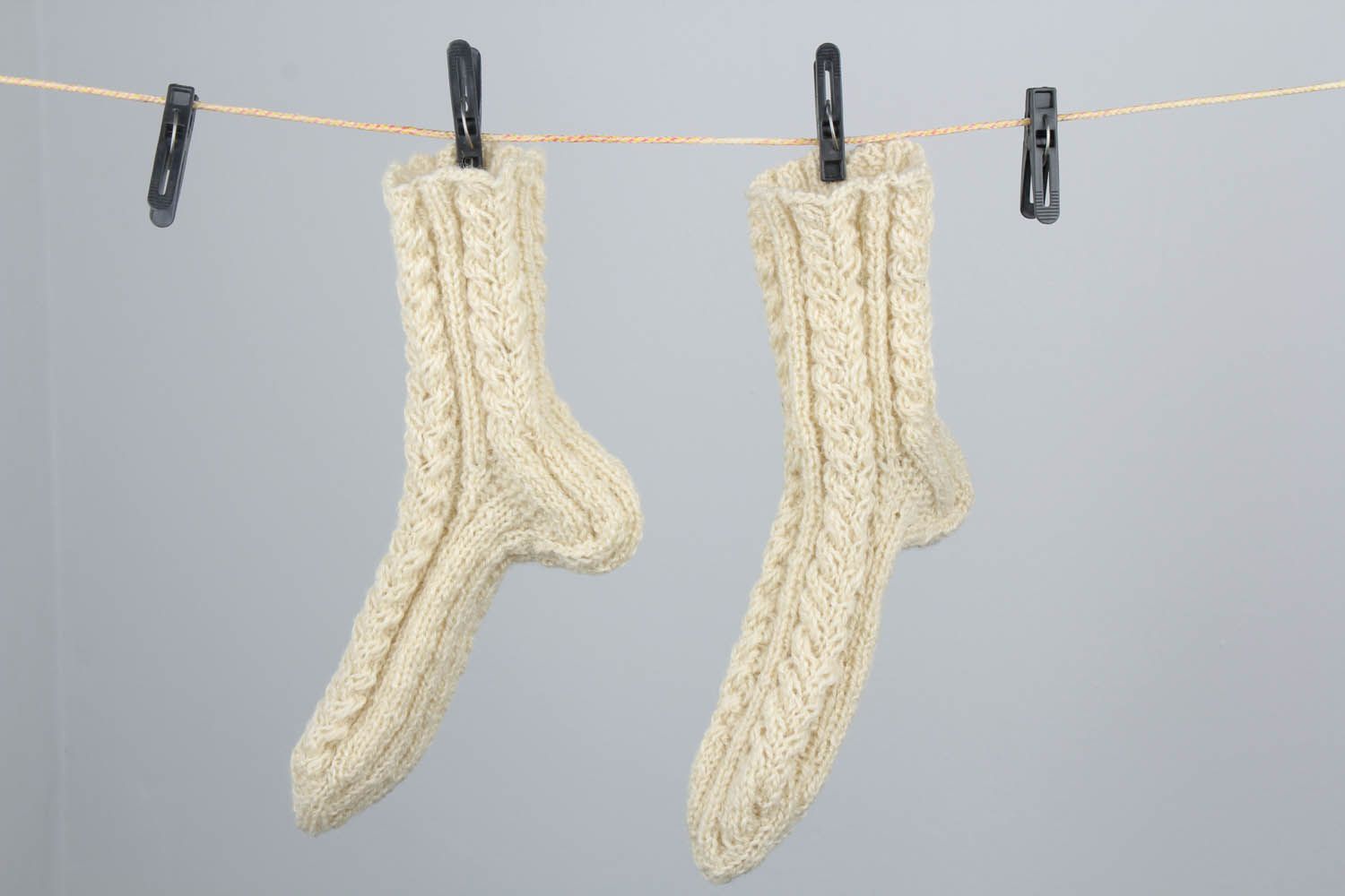 Chaussettes tricotées en laine faites main  photo 1