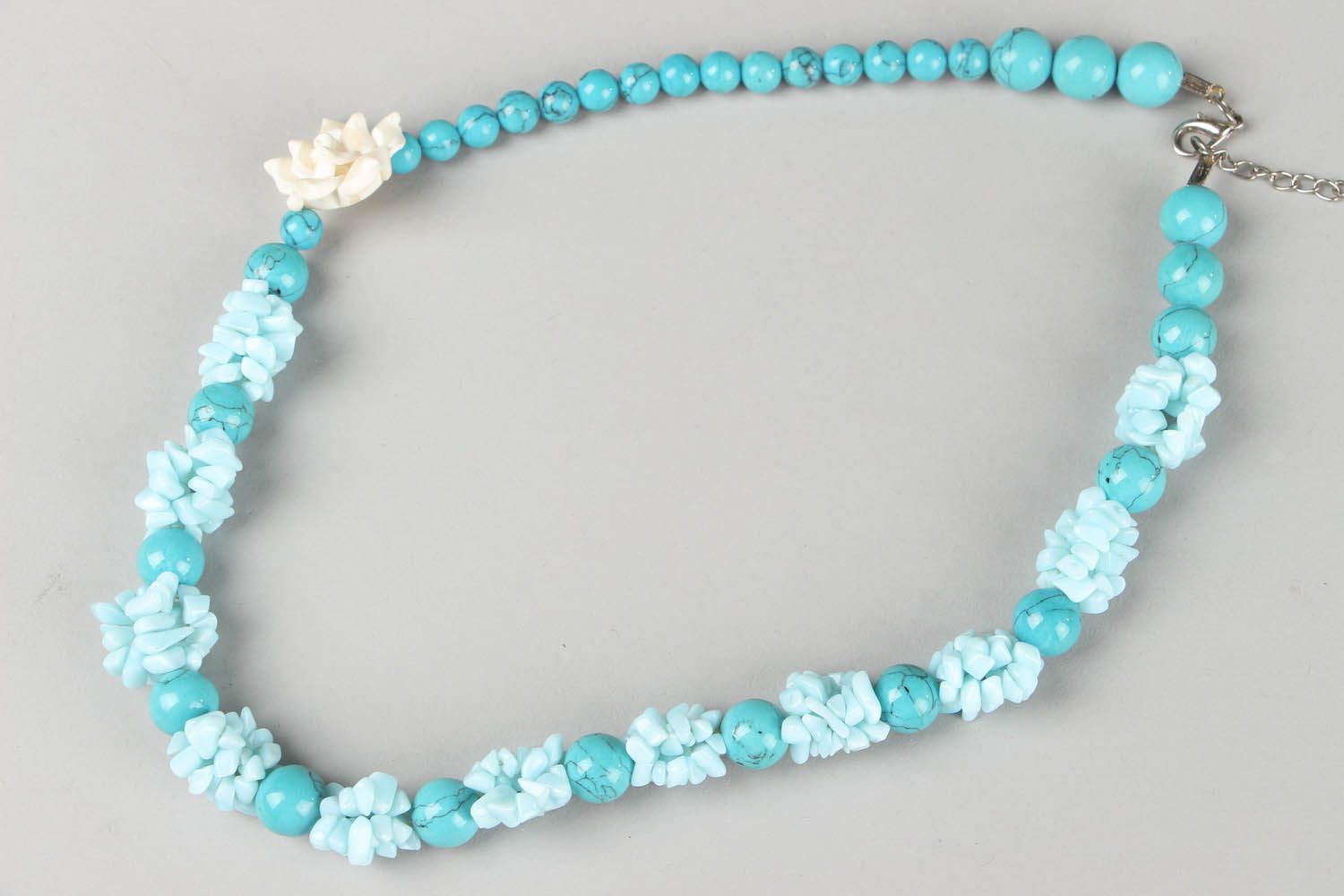 Bead necklace made of turquoise photo 3