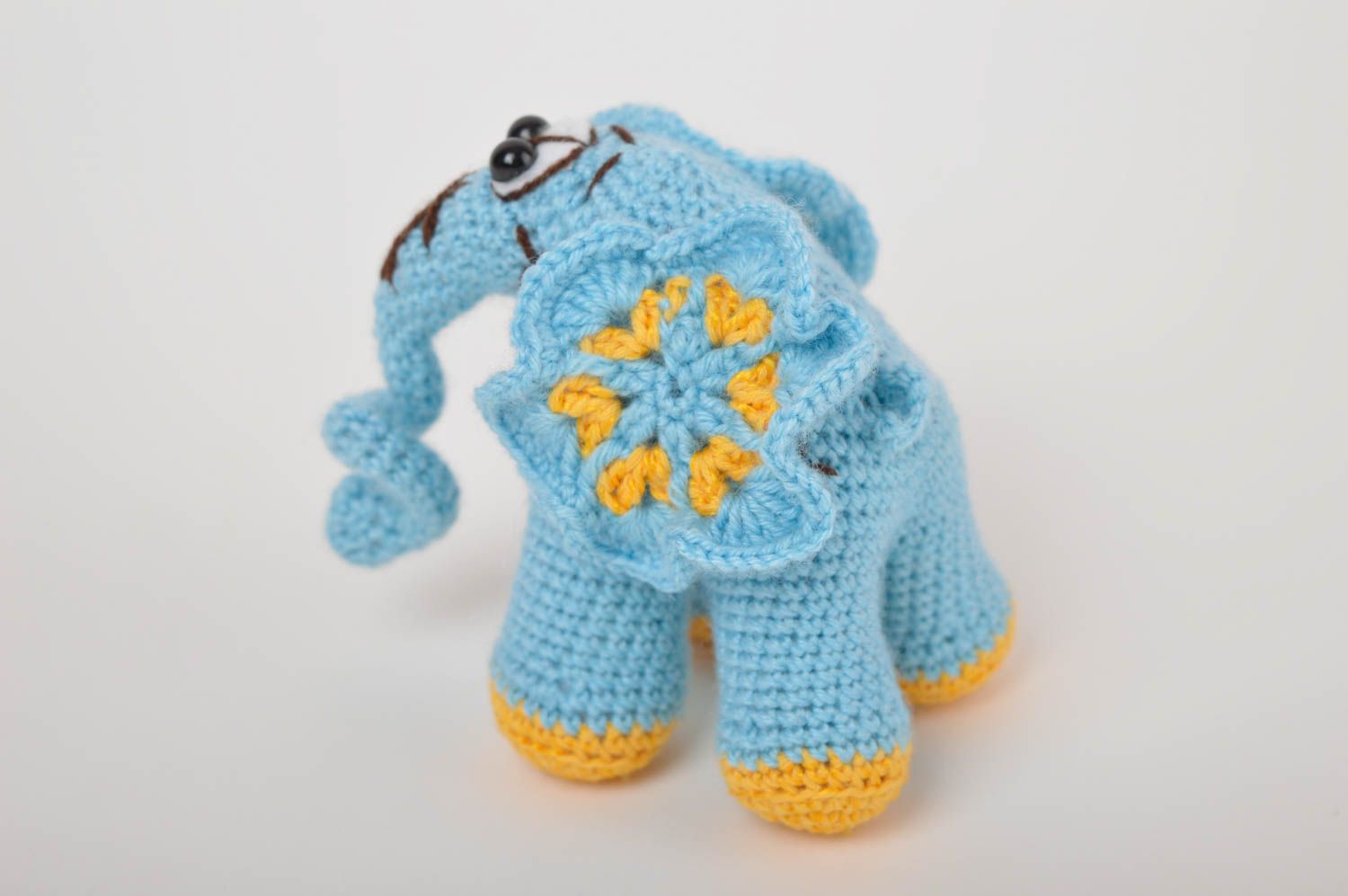 Jouet éléphant bleu clair Peluche faite main tricotée Cadeau pour enfant photo 3