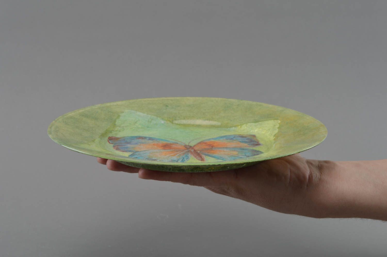 Assiette décorative en verre ronde verte faite main en serviettage Papillon photo 4