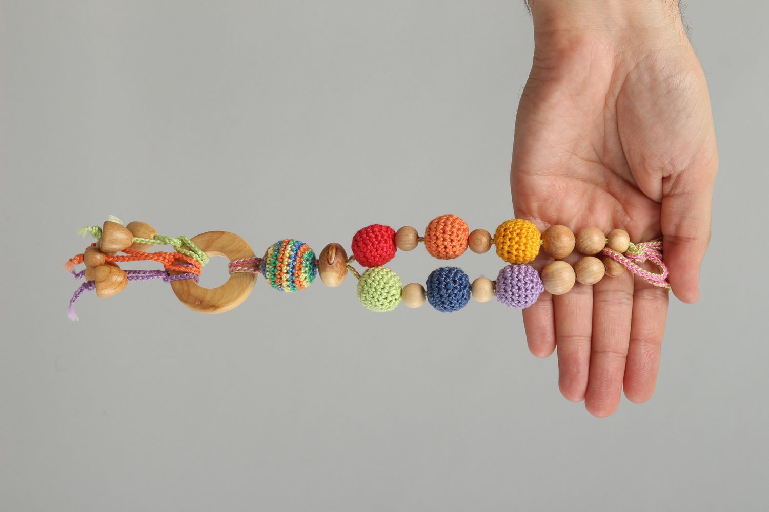 Handmade crochet babywearing necklace wooden ball necklace crochet ideas photo 5