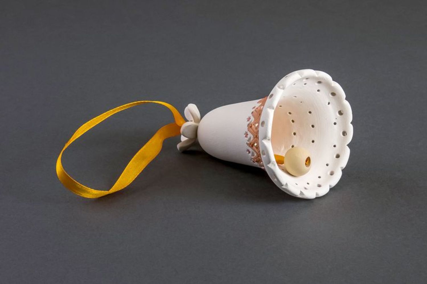 Campanello d'autore in ceramica fatto a mano campanella tenera bianca
 foto 5